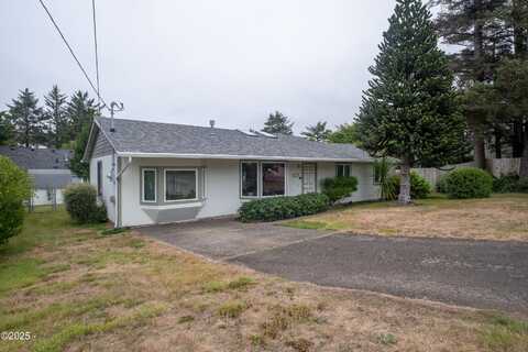 1127 SW 13th Street, Lincoln City, OR 97367