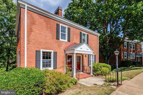 2939 S DINWIDDIE ST, ARLINGTON, VA 22206