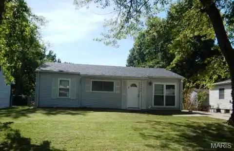 12368 Santa Maria Drive, Saint Louis, MO 63138