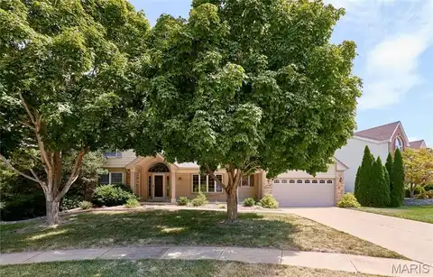 2128 Seven Oaks Drive, Saint Charles, MO 63303