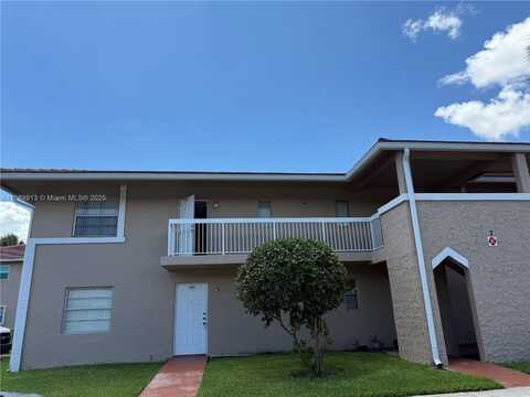 9906 Twin Lakes Dr, Coral Springs, FL 33071
