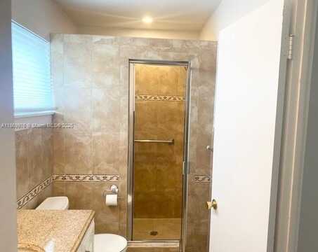 2223 Park Ln, Hollywood, FL 33021