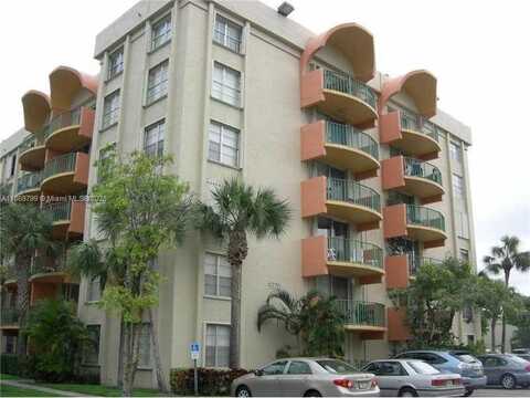 9320 Fontainebleau Blvd, Miami, FL 33172