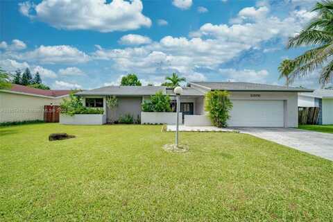 11570 SW 92nd St, Miami, FL 33176
