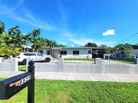 8839 SW 28th St, Miami, FL 33165