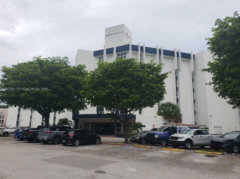 9682 Fontainebleau Blvd, Miami, FL 33172