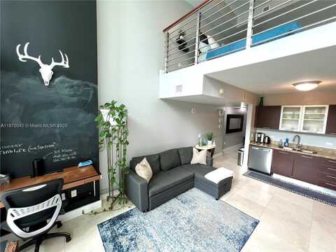 41 SE 5th St, Miami, FL 33131