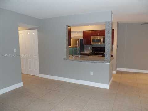 2341 NW 33rd St, Oakland Park, FL 33309