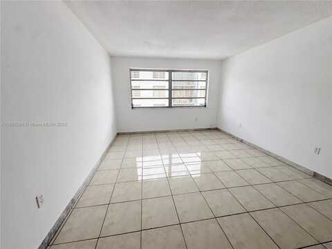 1225 NE 124TH ST, North Miami, FL 33161