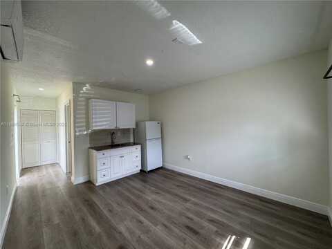 15831 SW 106th Ave, Miami, FL 33157