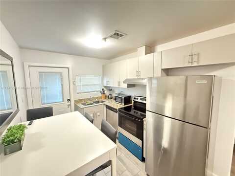 1604 SW 9th St, Miami, FL 33135