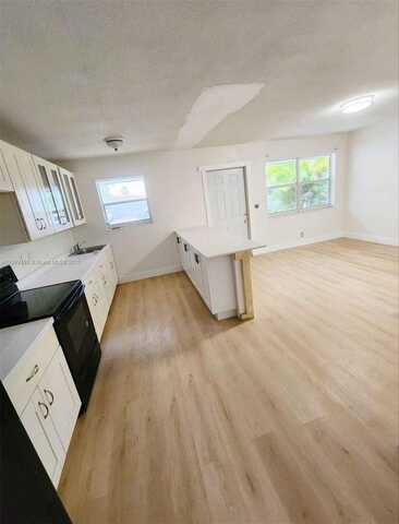 920 SW 29th St, Fort Lauderdale, FL 33315