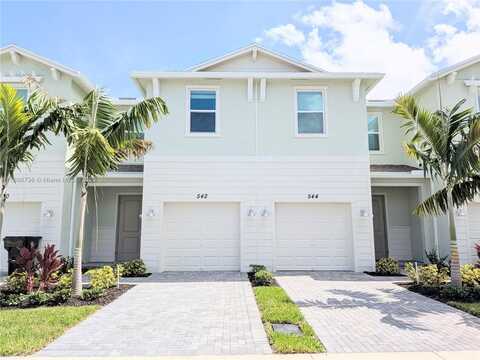 542 SE Rivergrass St, Port Saint Lucie, FL 34984