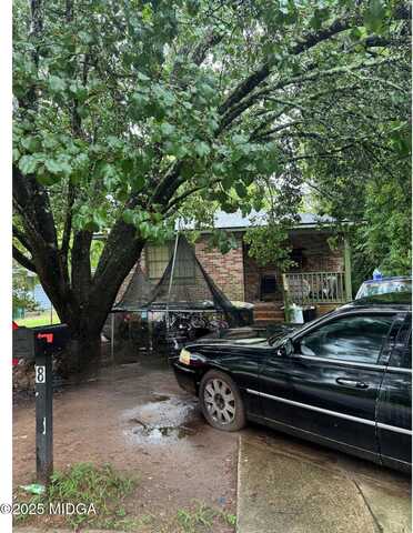 823 Applewood Street, Macon, GA 31217