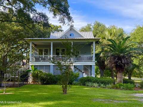 607 Oliver Street, Pascagoula, MS 39567