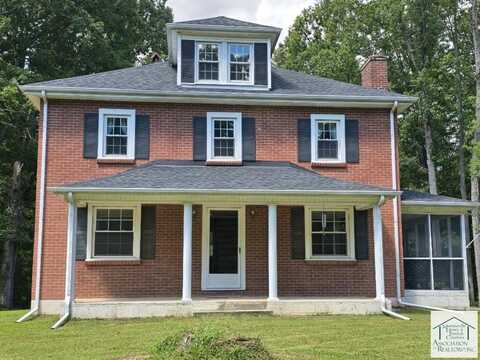 354 Hidden Valley Dr, Martinsville, VA 24112