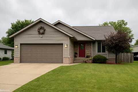 1611 Continental Ct, Port Huron, MI 48060