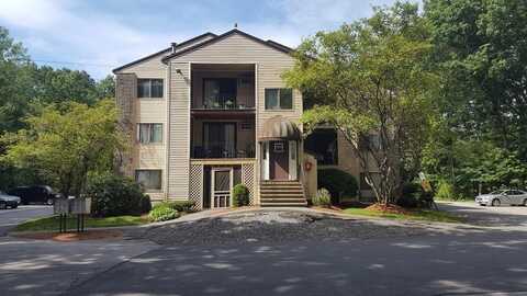 49 Parker Ave, Dracut, MA 01826