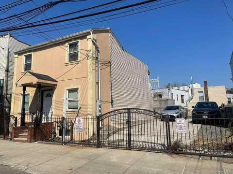 18-21 26th Avenue, Astoria, NY 11102