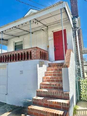 70 Malone Avenue, Long Beach, NY 11561