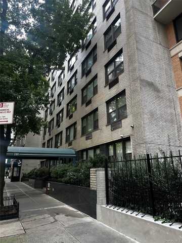 240 E 46th Street, New York (Manhattan), NY 10017