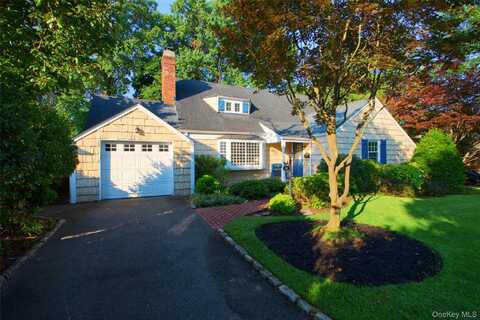 170 Oak Street, Floral Park, NY 11001