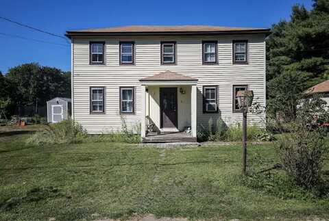 81 Smithtown Road, Pittston, ME 04345