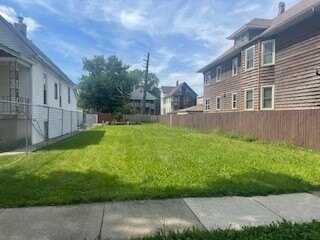 948 N Massasoit Avenue, Chicago, IL 60651