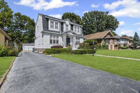 15 E 155th Street, Harvey, IL 60426