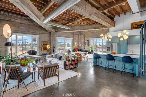 1100 E 3rd Street, Long Beach, CA 90802