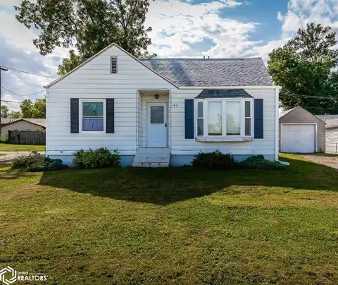 1411 S Center Street, Marshalltown, IA 50158