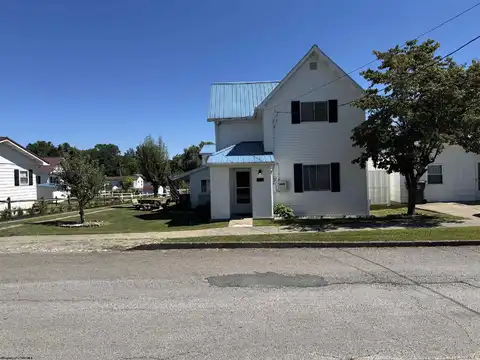 100 Randolph Street, Buckhannon, WV 26201