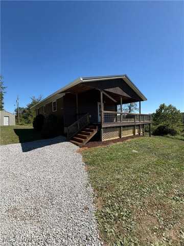 3030 S Elliott Road, Stockport, OH 43787