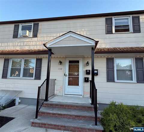 132 River Edge Road 1, Bergenfield, NJ 07621