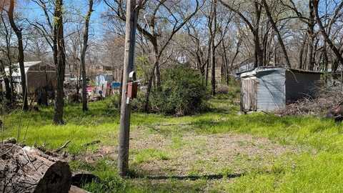 425 Toronto Road, Azle, TX 76020