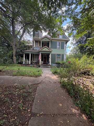 106 Corsicana Street, Hillsboro, TX 76645