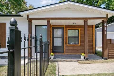 621 N Elm Street, Lancaster, TX 75146