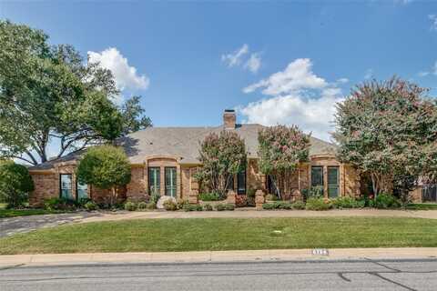 6724 River Bend Road, Fort Worth, TX 76132