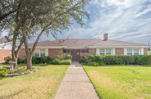 2781 Fair Oaks Circle, Odessa, TX 79762