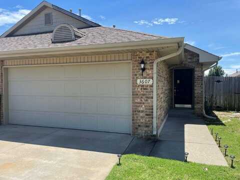 3607 Vanguard Drive, Yukon, OK 73099