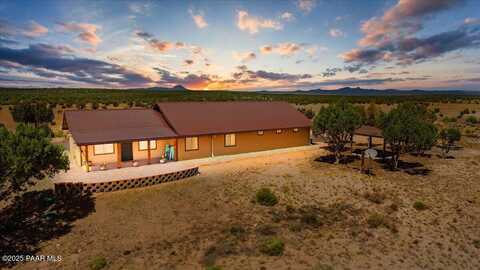 000 Juniperwood Ranch, Ash Fork, AZ 86320