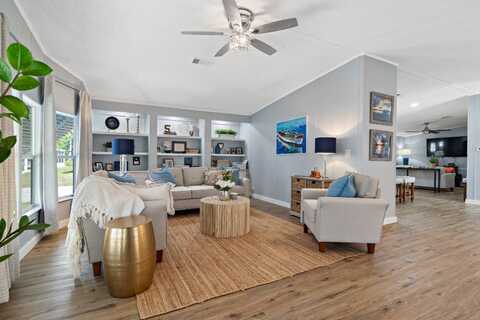 6800 TUCAN ST, Fort Pierce, FL 34951
