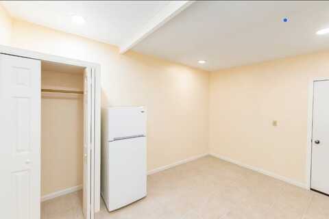 8181 NW South River Dr, Medley, FL 33166