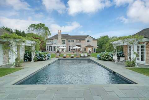 25 Swans Neck Lane, Water Mill, NY 11976