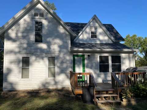 206 S. 4th Street, Hopkins, MO 64461