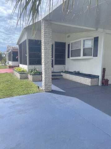 769 Pirates Rest Rd, North Fort Myers, FL 33917