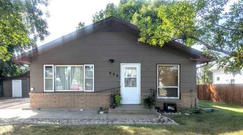 810 S. Main Avenue, Platte, SD 57369