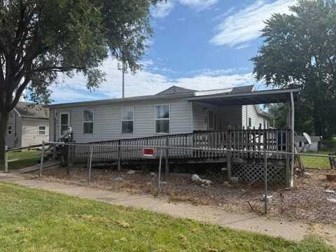 807 S 4th St, Monmouth, IL 61462
