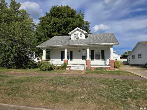 635 S 1ST Avenue, Canton, IL 61520