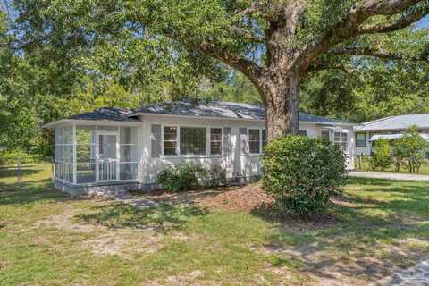 5589 Birch St, Milton, FL 32570
